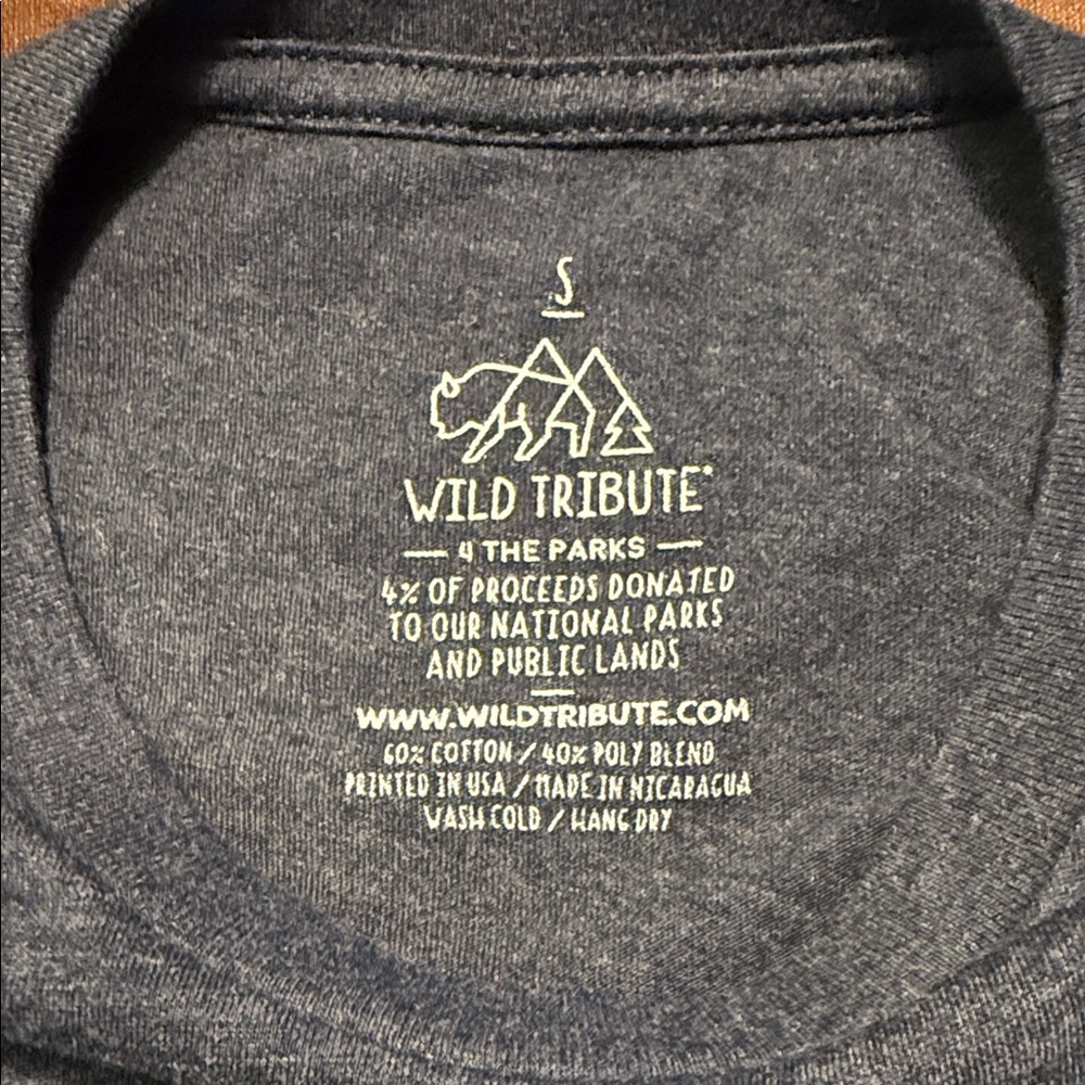 Red Rocks Amphitheater tee - Picture 3 of 4